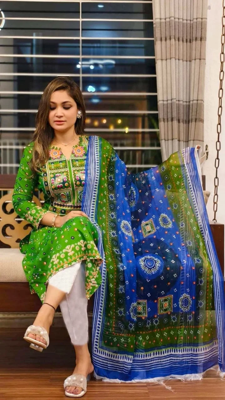 Skin Print Stone Work Three Piece-12184