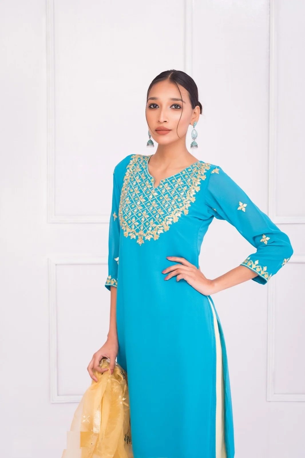 সেমী স্টিচড জর্জেট এমব্রয়ডারি থ্রী পিস-11239