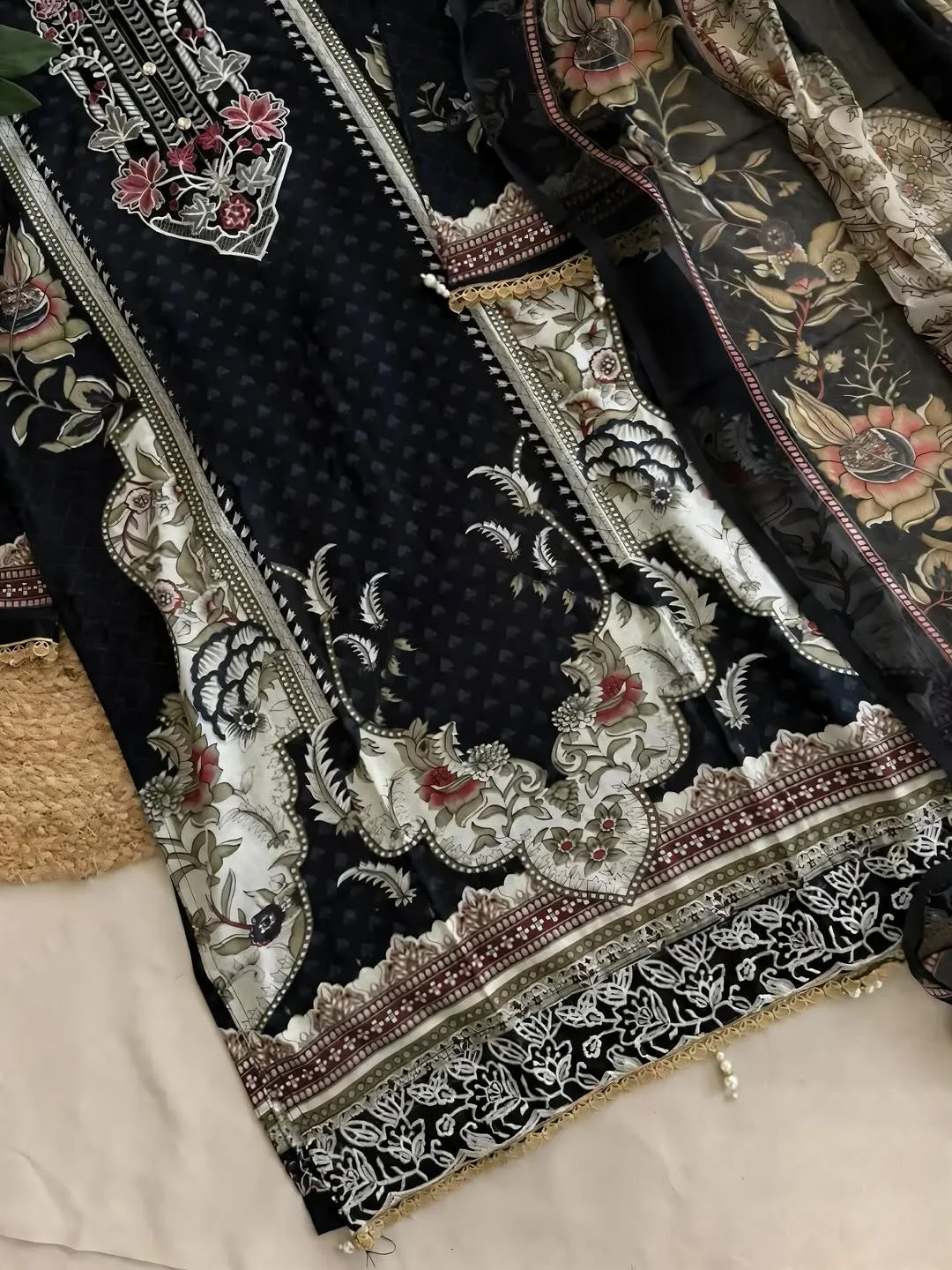 Digital Print Three Piece--28077